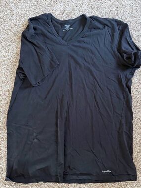 Calvin Klein Black V-Neck Short Sleeve Tee
